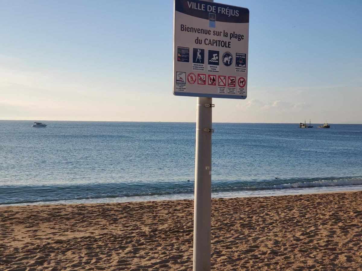 Appartement Le Capitole T2 35m2 Climatise Balcon Fréjus